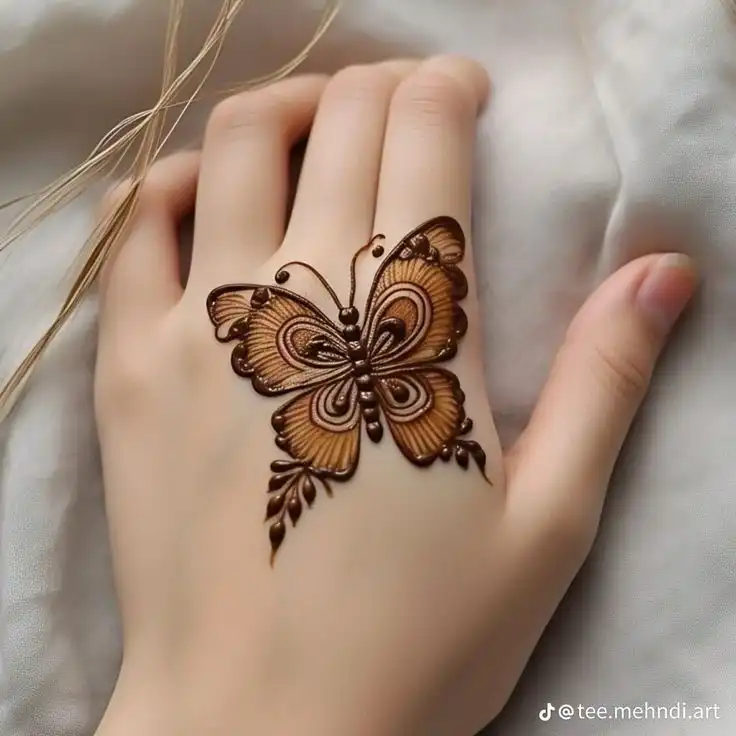 simple mehndi design photo